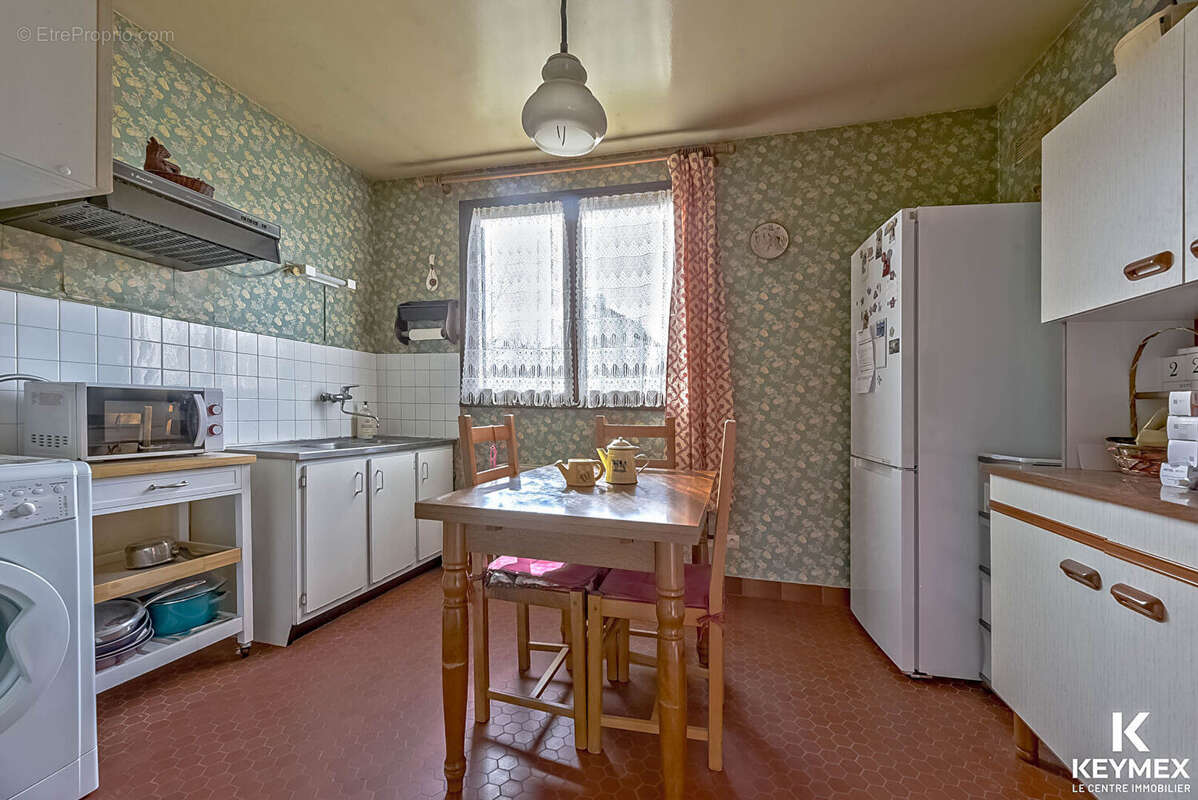 Maison à MERU