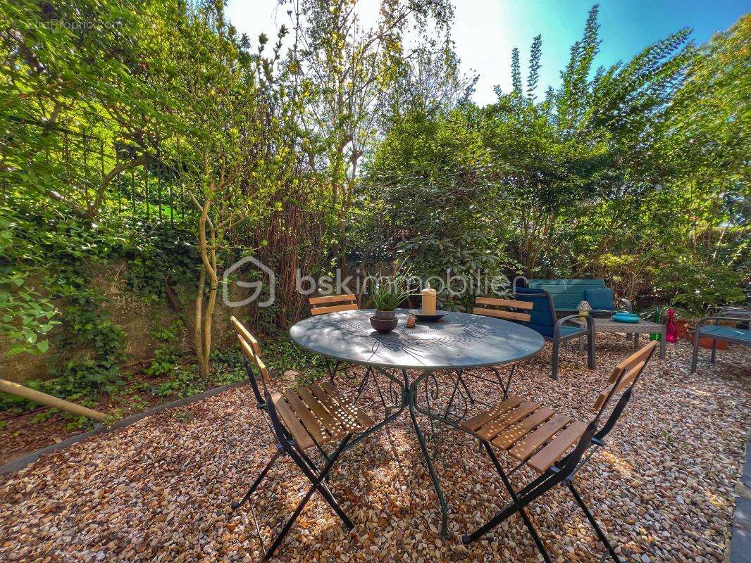 Appartement 5 pièces avec jardin privatif et piscine – Le Chesnay-Rocquencourt - photo 9