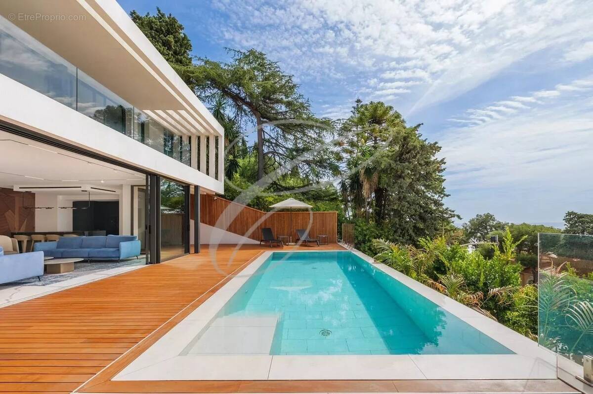 Maison à ROQUEBRUNE-CAP-MARTIN