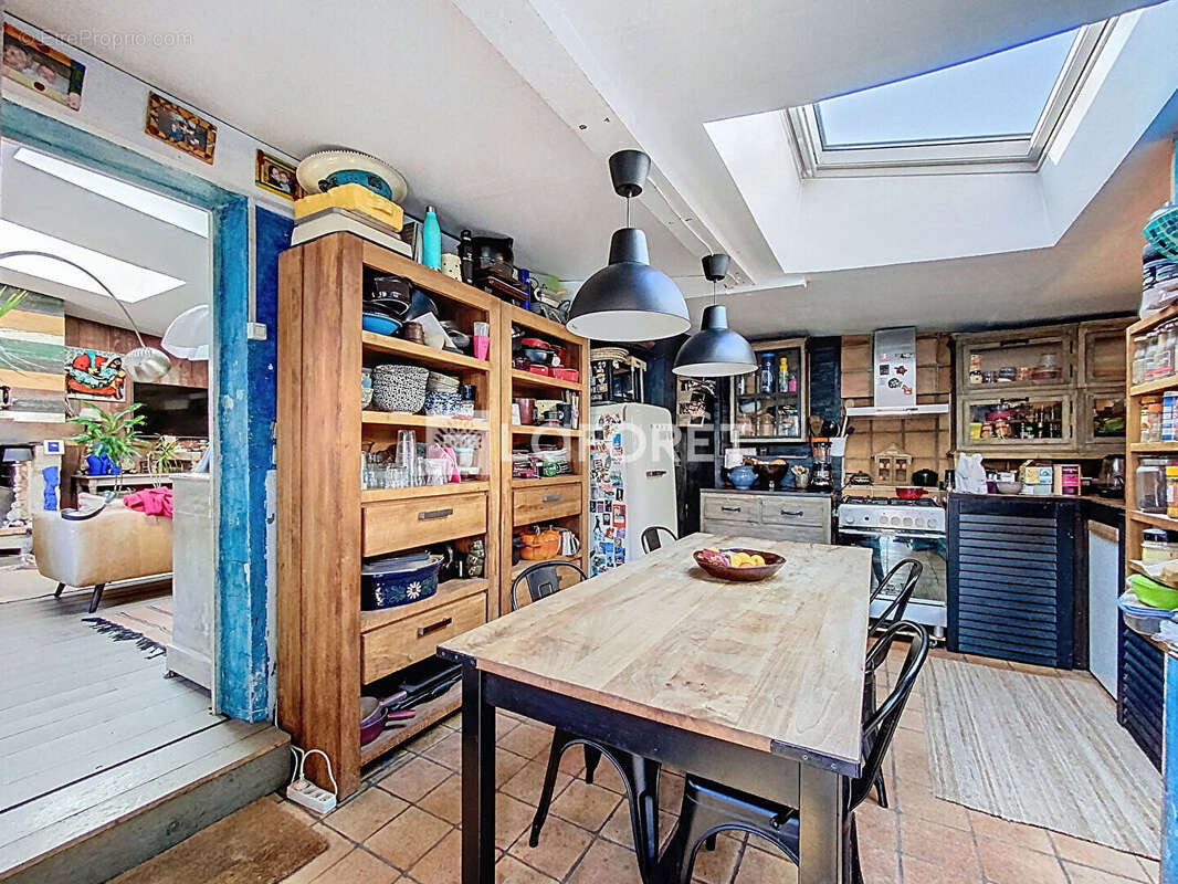 Maison à VERNEUIL-SUR-SEINE