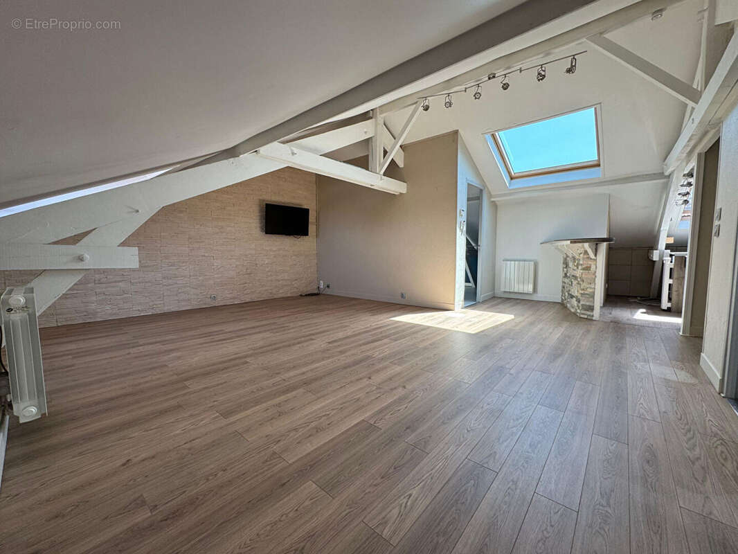 Appartement à NOISY-LE-SEC
