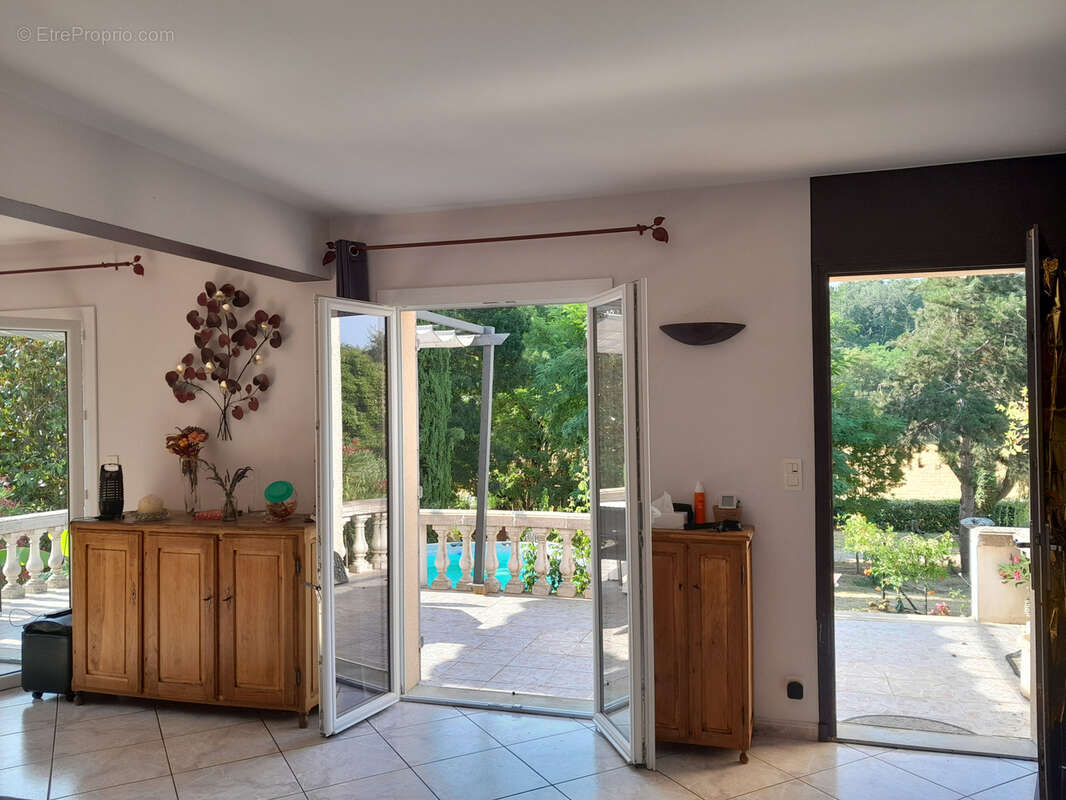 Maison de plain pied sur sous sol complet.. - photo 3