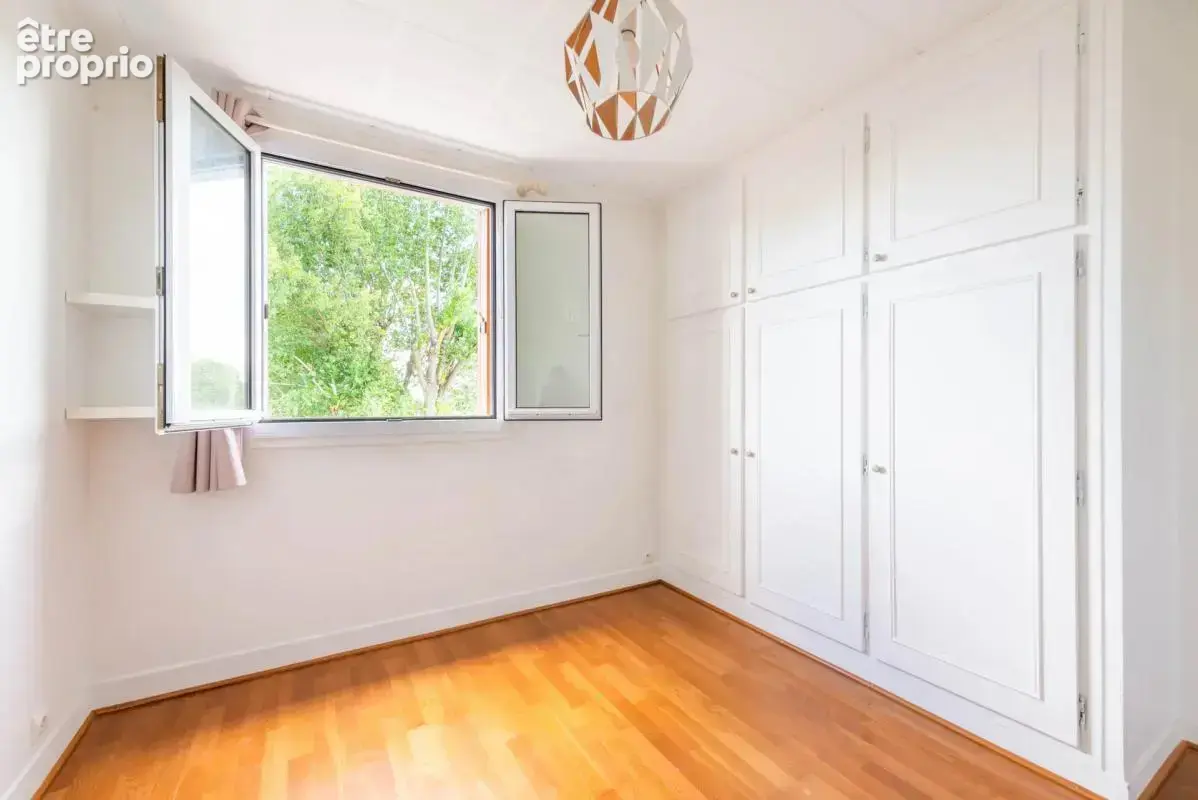 Appartement de 4 pièces de 64 m² situé à Versailles - photo 5