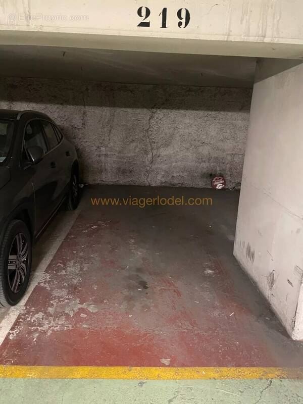Parking à NICE