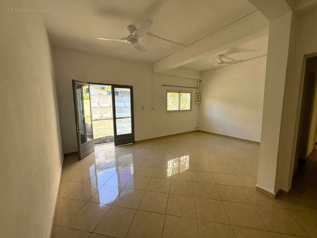 Photo 7 - Maison à SAINT-DENIS