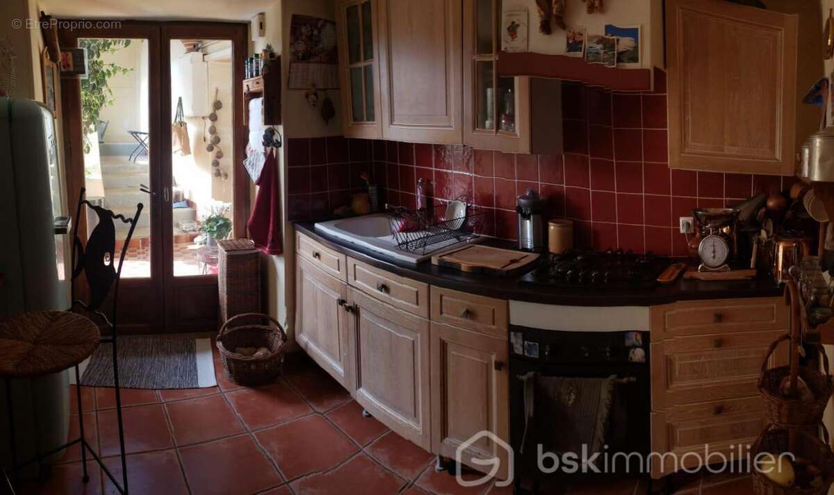 Maison à VEZENOBRES