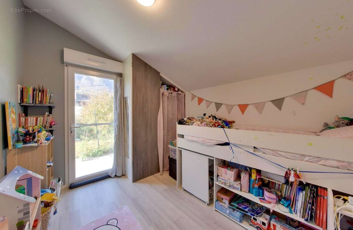 Appartement à CLAIX