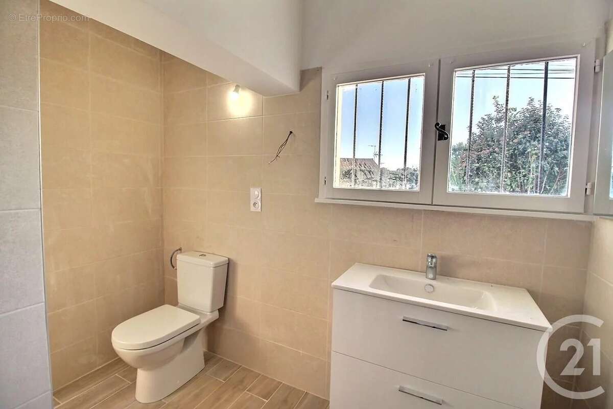 Appartement à VALBONNE