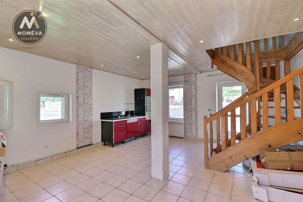 Appartement à MONTFAUCON-EN-VELAY