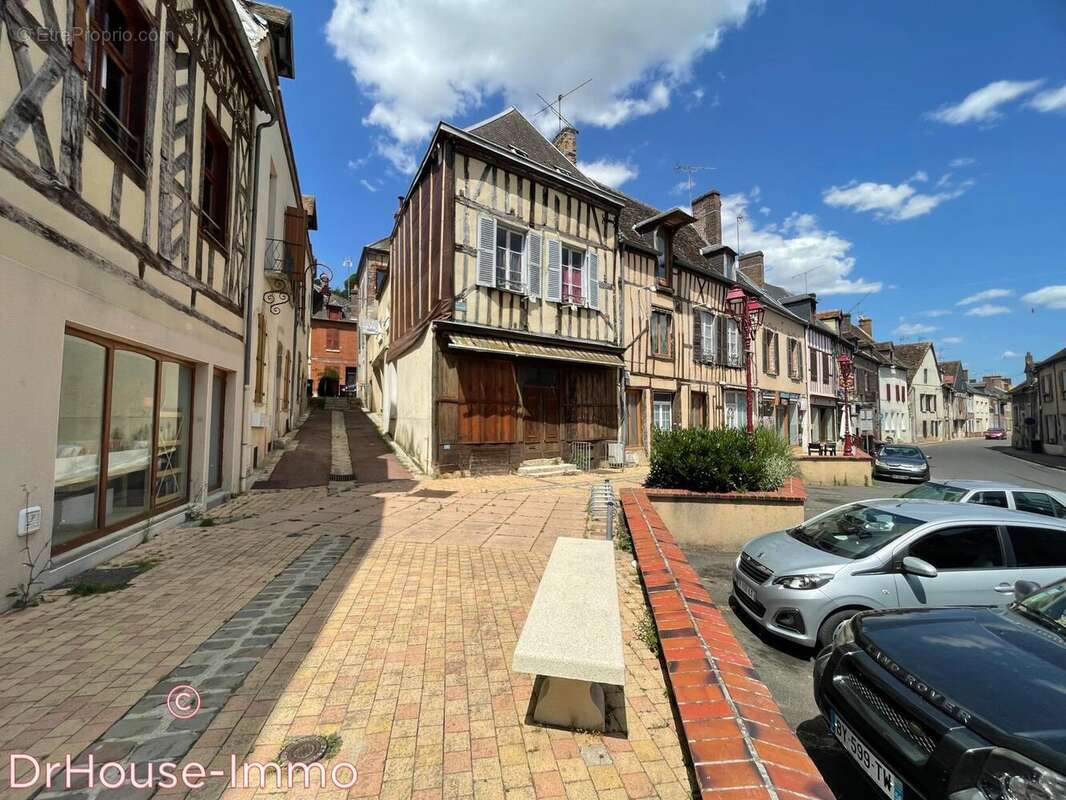 Appartement à CHATEAU-RENARD