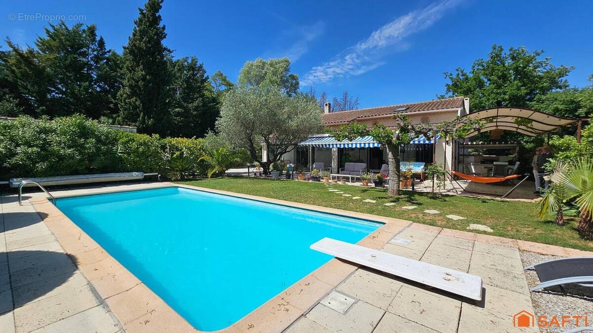 Photo 1 - Maison à SALERNES