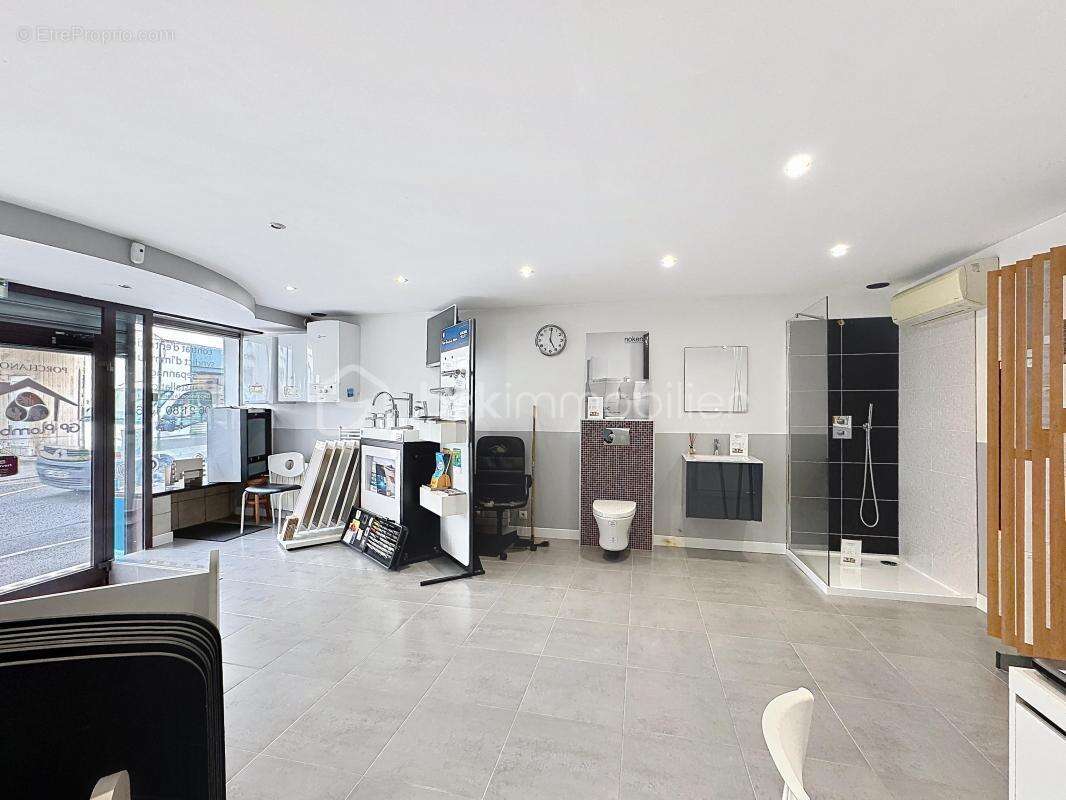 Commerce à PALAISEAU