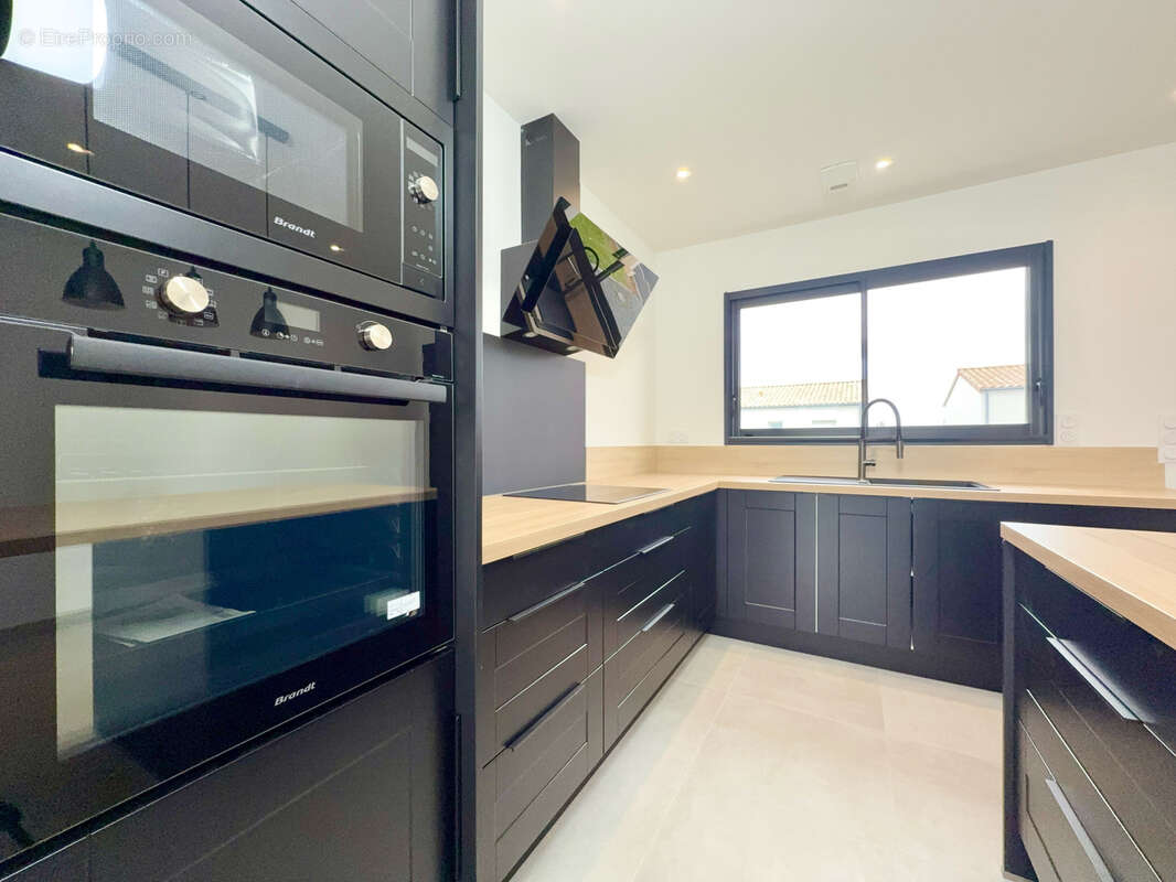 Maison à FONTENAY-LE-COMTE