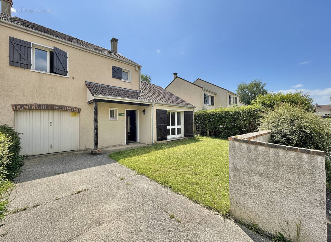 Maison à EMERAINVILLE