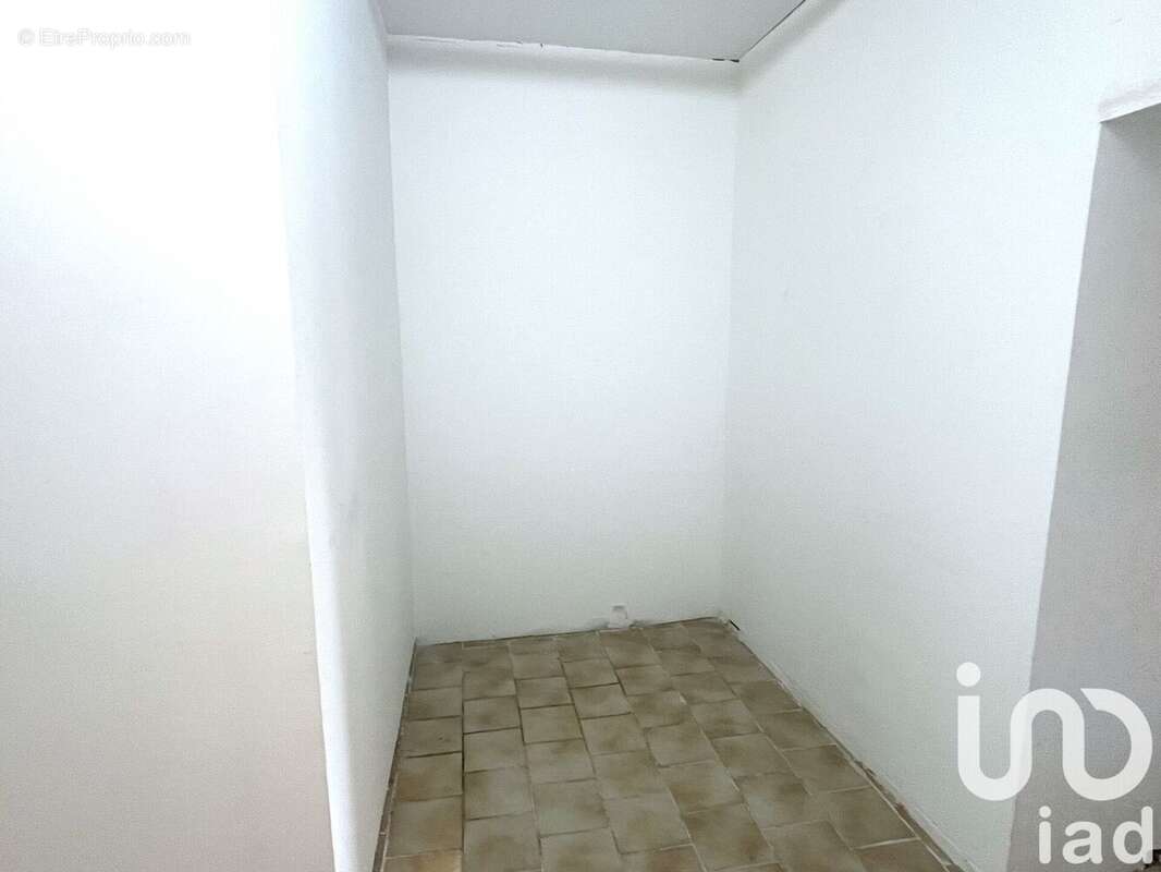 Photo 2 - Appartement à BAGNOLS-SUR-CEZE