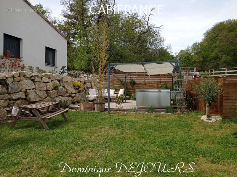 Ardèche - Magnifique Maison d'architecte de 184 m² habitable - Bel espace extérieur - Vue panoramique sur les montagnes ardèchoi - photo 33