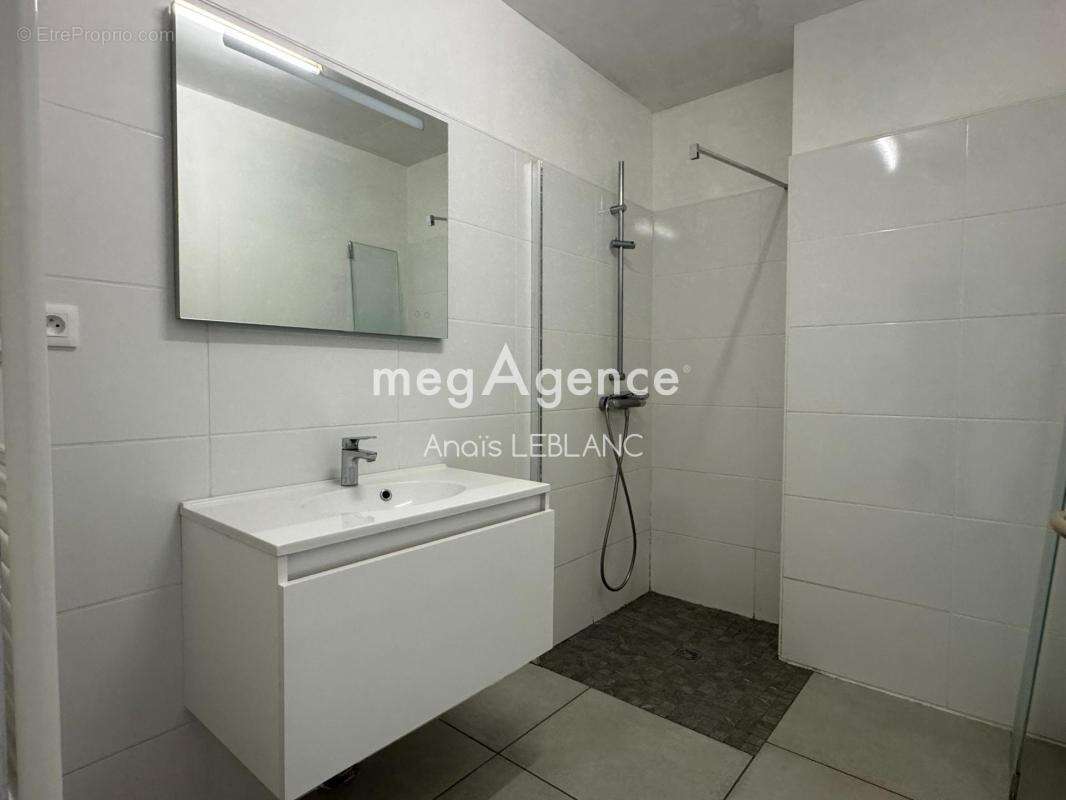 Maison proche centre ville Evron - photo 6