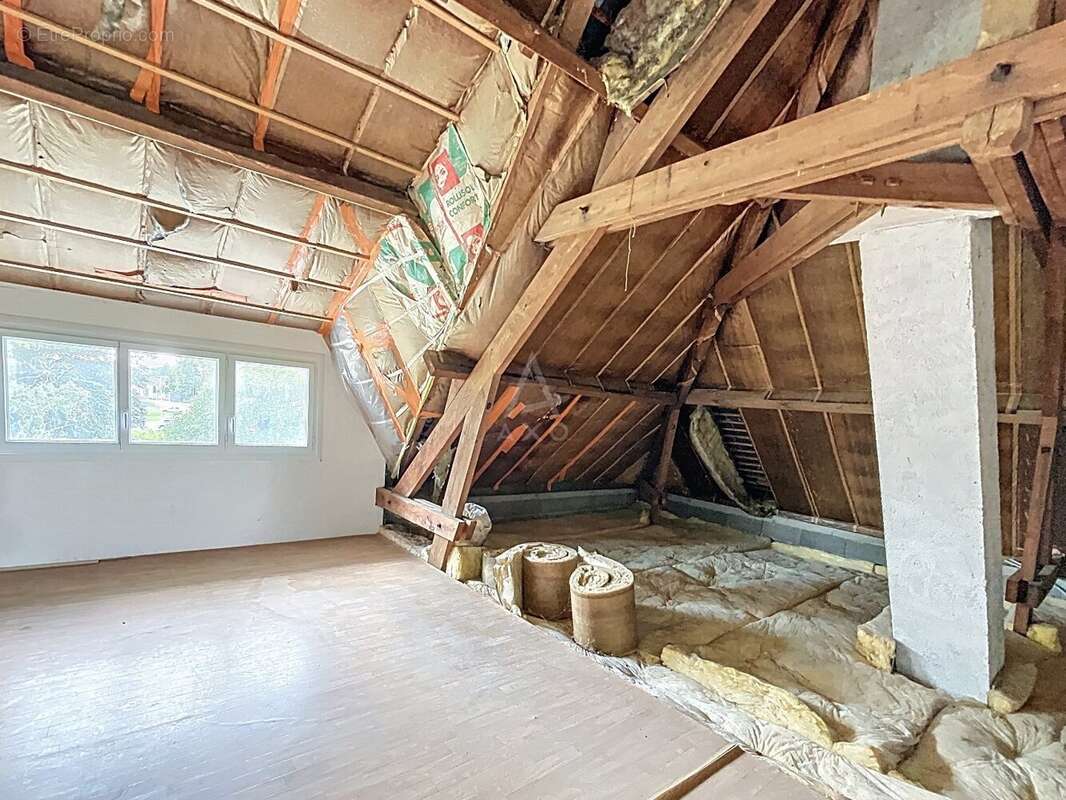 Maison familiale à fort potentiel - photo 18