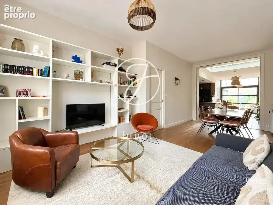 La Madeleine – BOTANIQUE – Maison à vendre – 6 pièces – 146,14 m² habitables – 4 chambres –  Bureau - Terrasse 60 m² - Garage en - photo 2