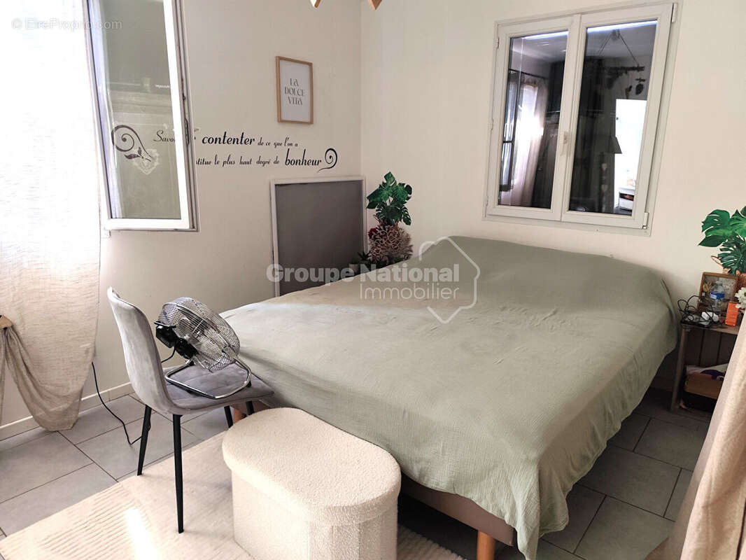 JONQUIERES Villa avec jardin - photo 8