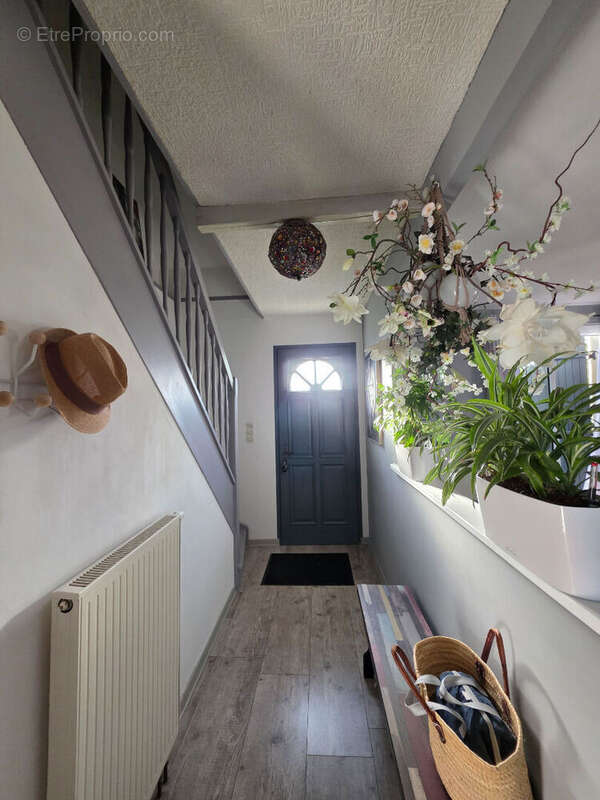 Maison 103 m² à Luchy  - photo 6