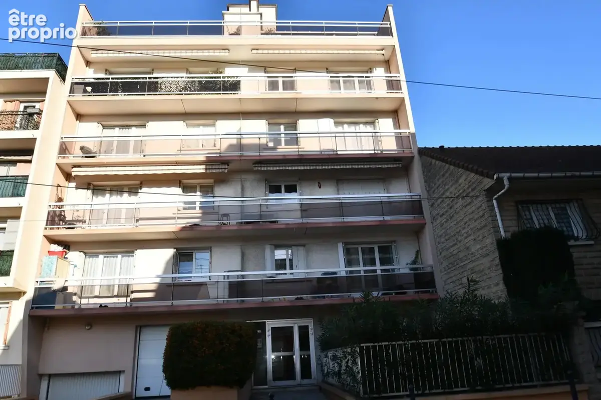 Photo Appartement à Les Pavillons-Sous-Bois au prix de 182 000€