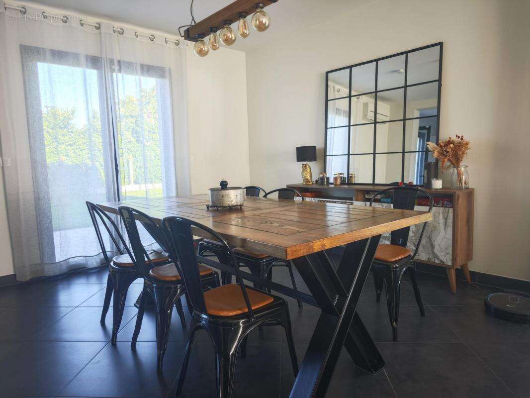 Maison à SAINT-JORY