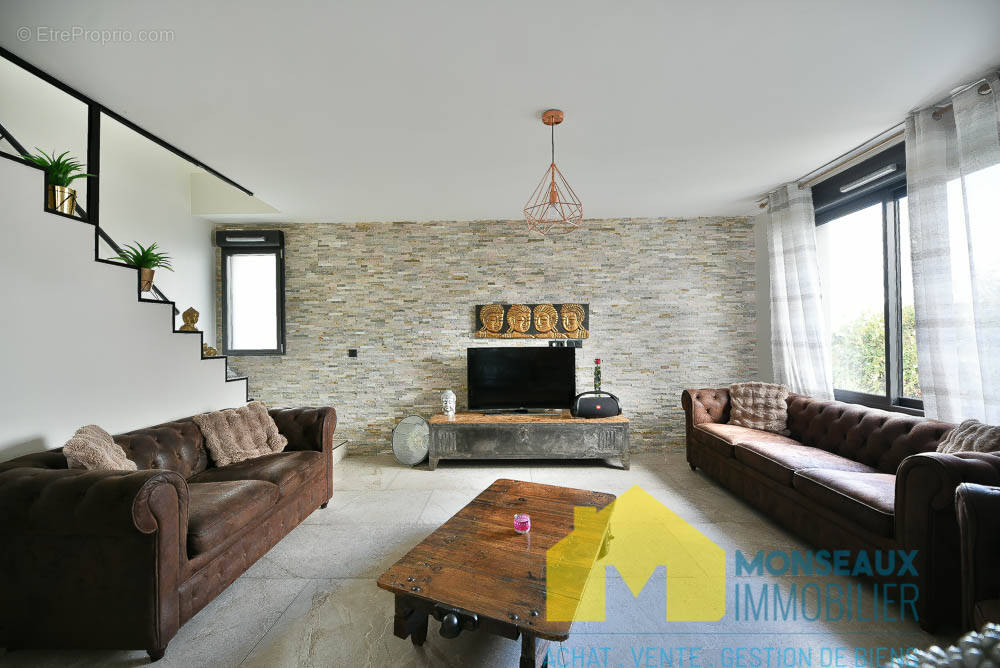 Maison à EPINAY-SUR-ORGE