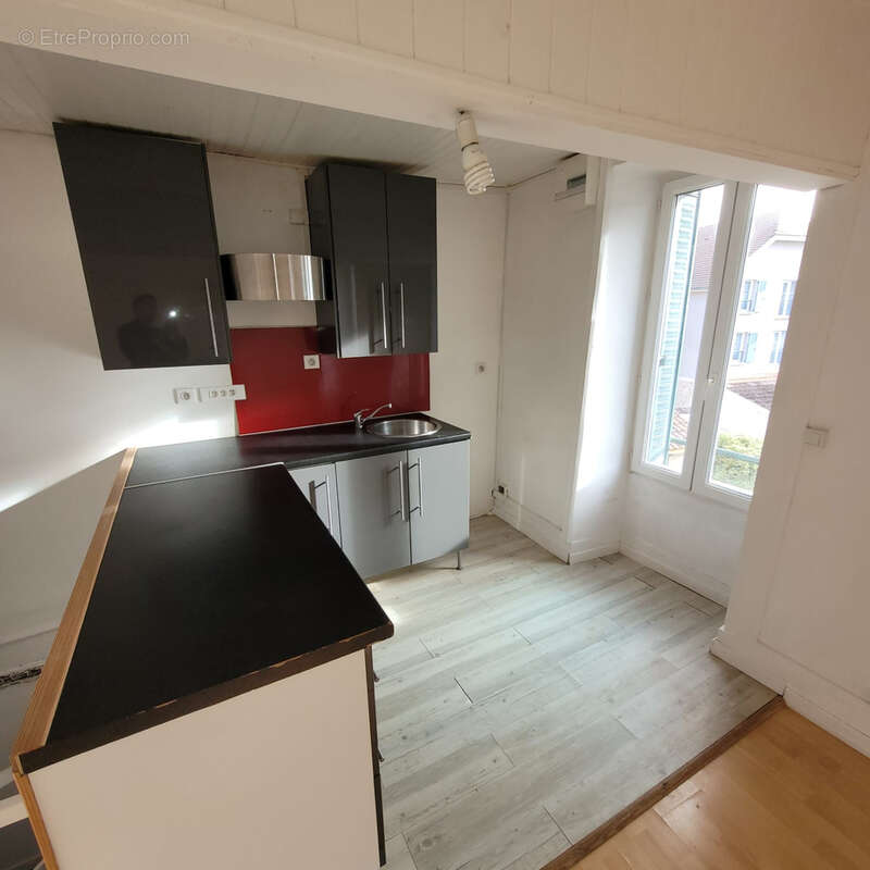 Appartement à MOURS