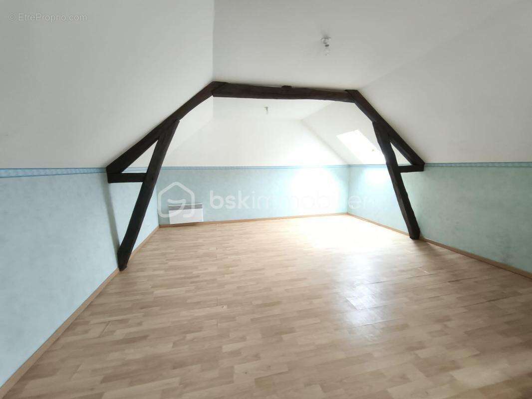 Maison à LIZY-SUR-OURCQ