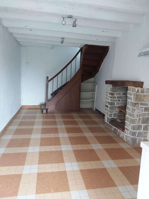 Maison à SAINT-SENOUX