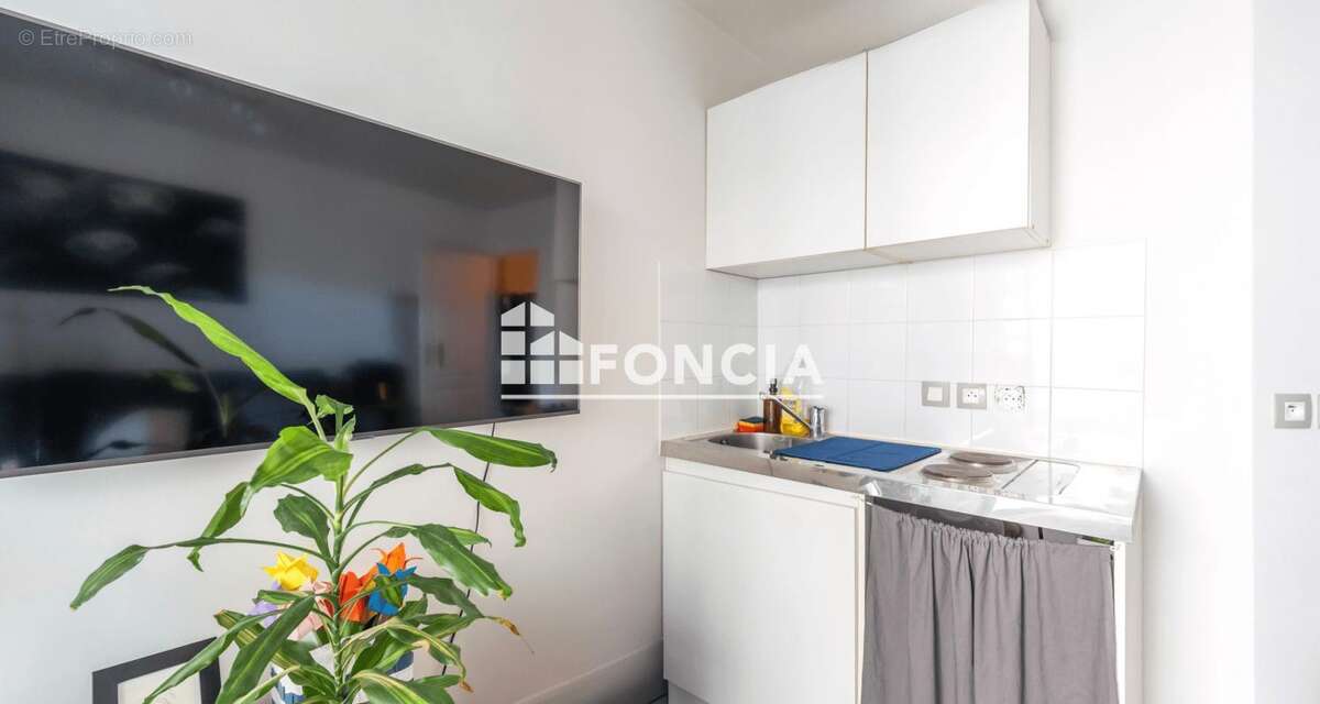 Appartement à LA GARENNE-COLOMBES