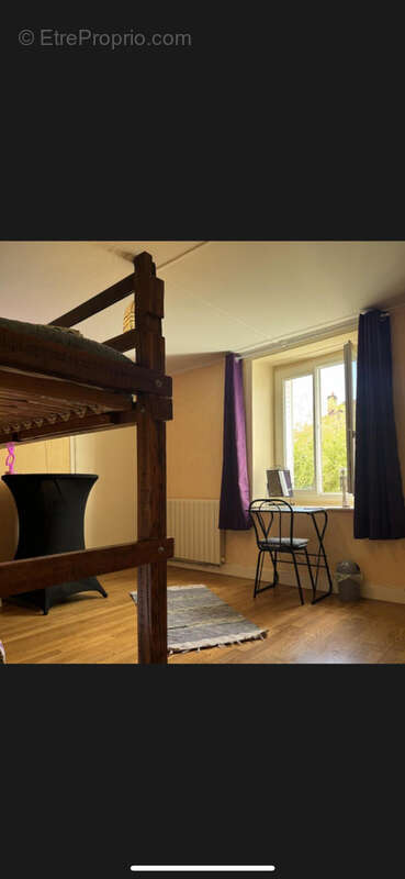 Maison à COURBAN