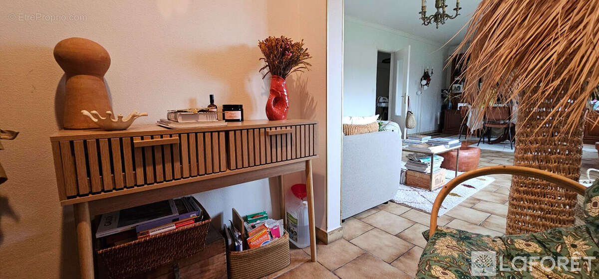 Beau potentiel pour cette maison familiale de  133 m² - photo 8