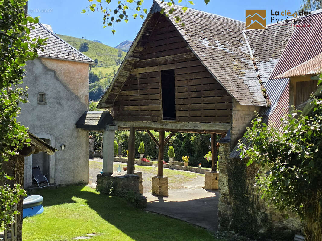 Maison à ARRODETS-EZ-ANGLES