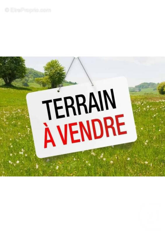 Terrain à COURCY