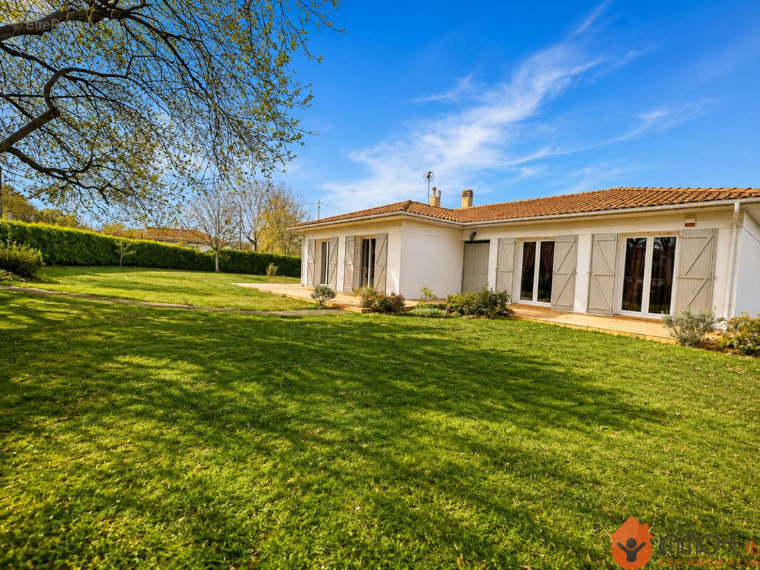 Maison à LE PIAN-MEDOC