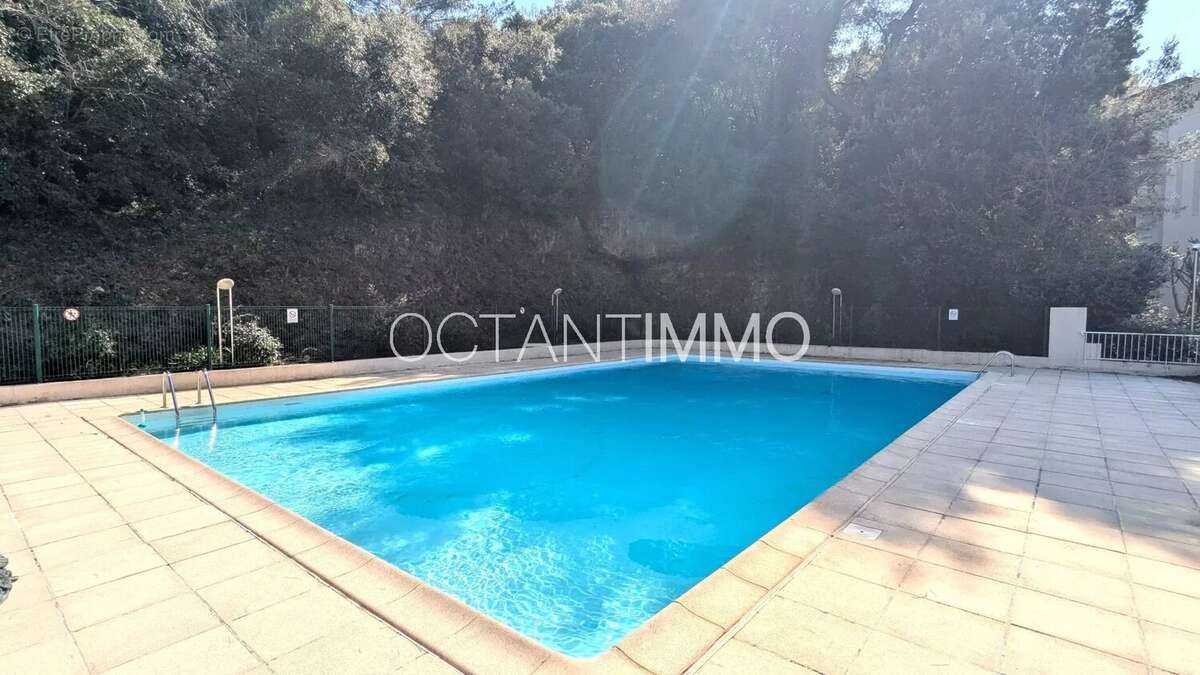 Appartement à MOUGINS
