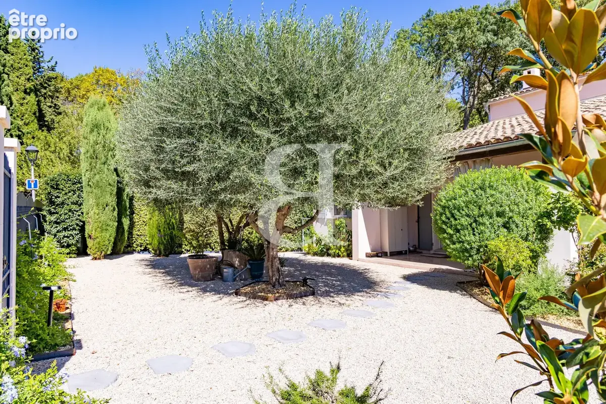 Maison 4 pièces 139 m² à vendre à Maussane-Les-Alpilles (13520) - photo 4