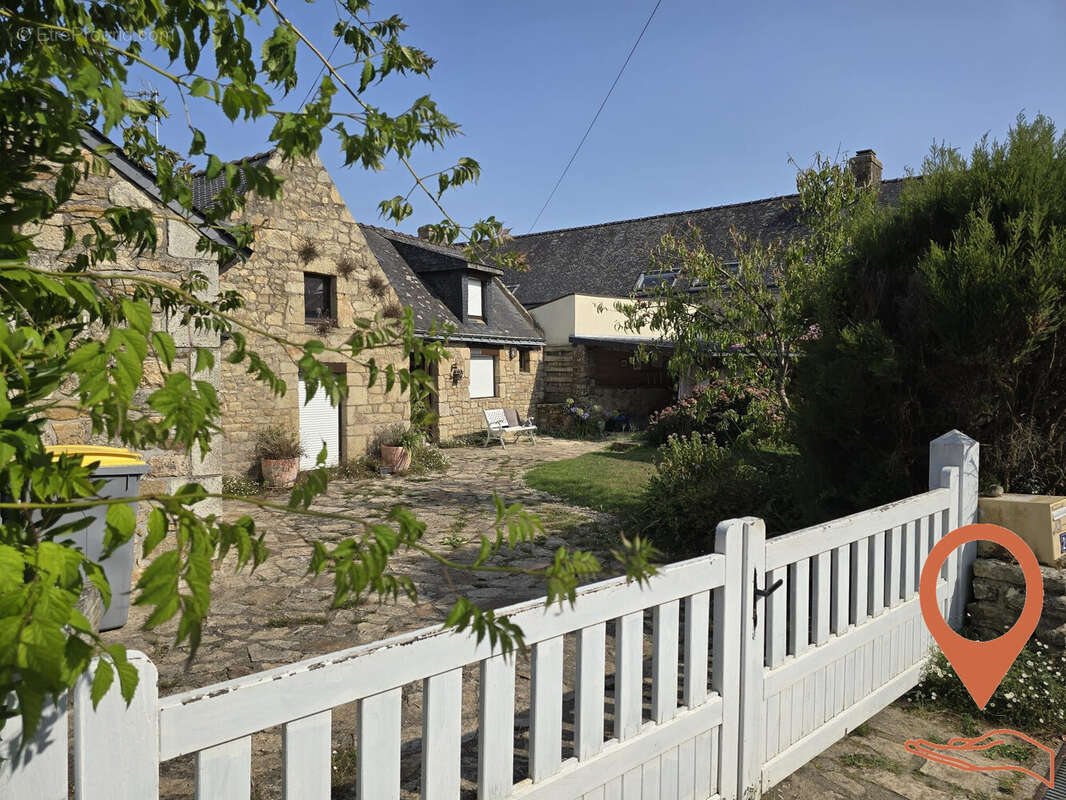 Maison à SAINTE-HELENE