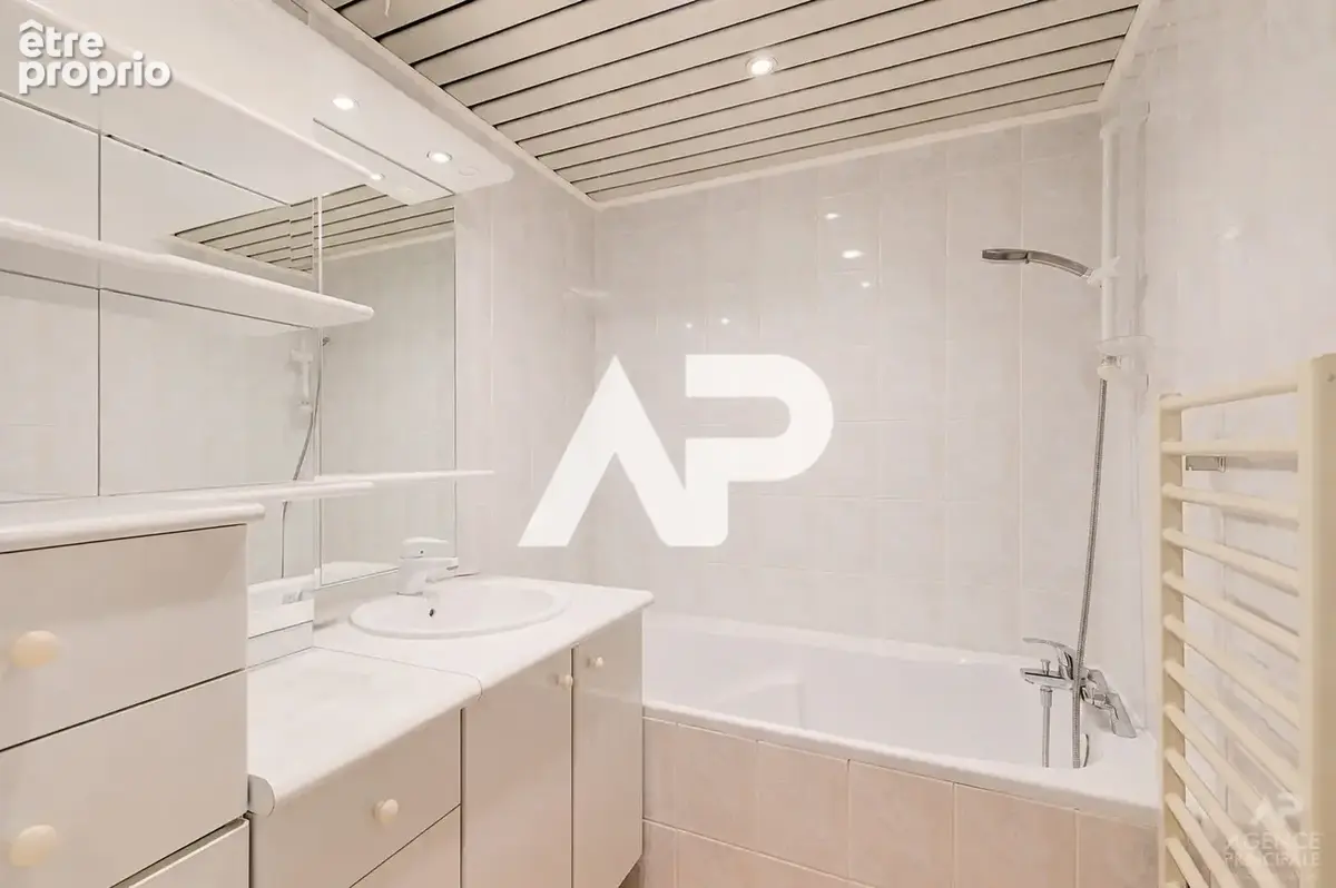 Appartement Rueil Malmaison 4 pièce(s) 83.21m² - photo 8