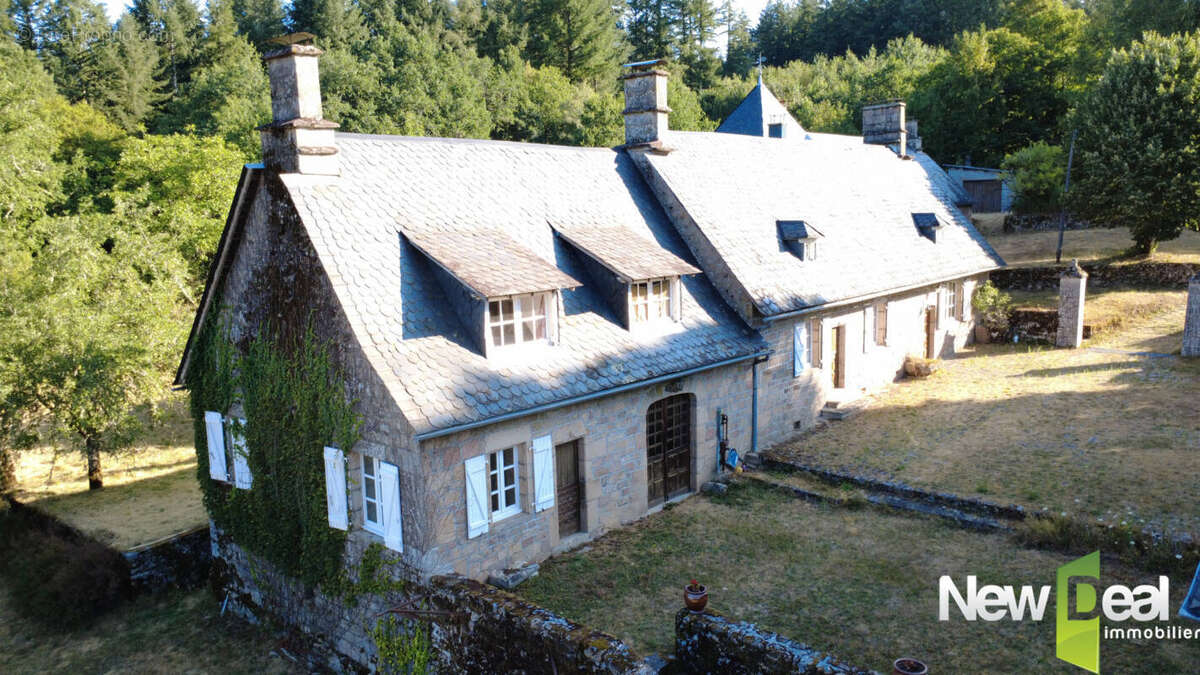 Exceptionnel Domaine sur 9ha en bordure d'étang - photo 5