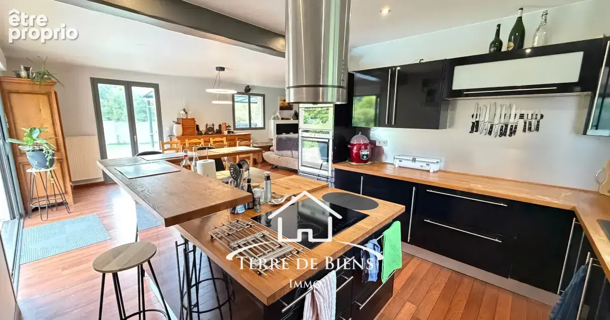 Exclusivité: Maison familiale, 150m2, pièce de vie de 60m2, 4 chambres, vie de plain-pied, sous-sol complet et - photo 8