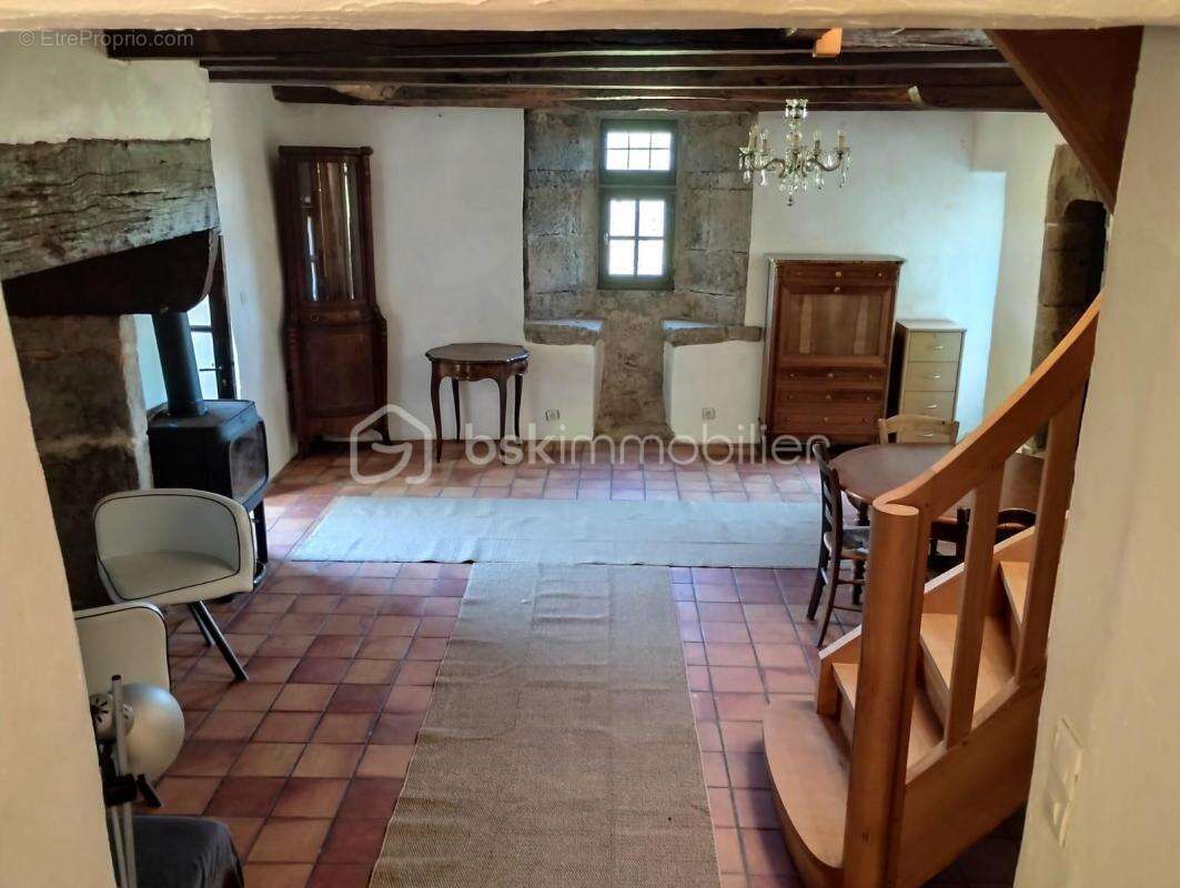 Maison de caractère avec vue exeptionnelle - Saint-Pierre-de-Colombier (Ardèche) - photo 8