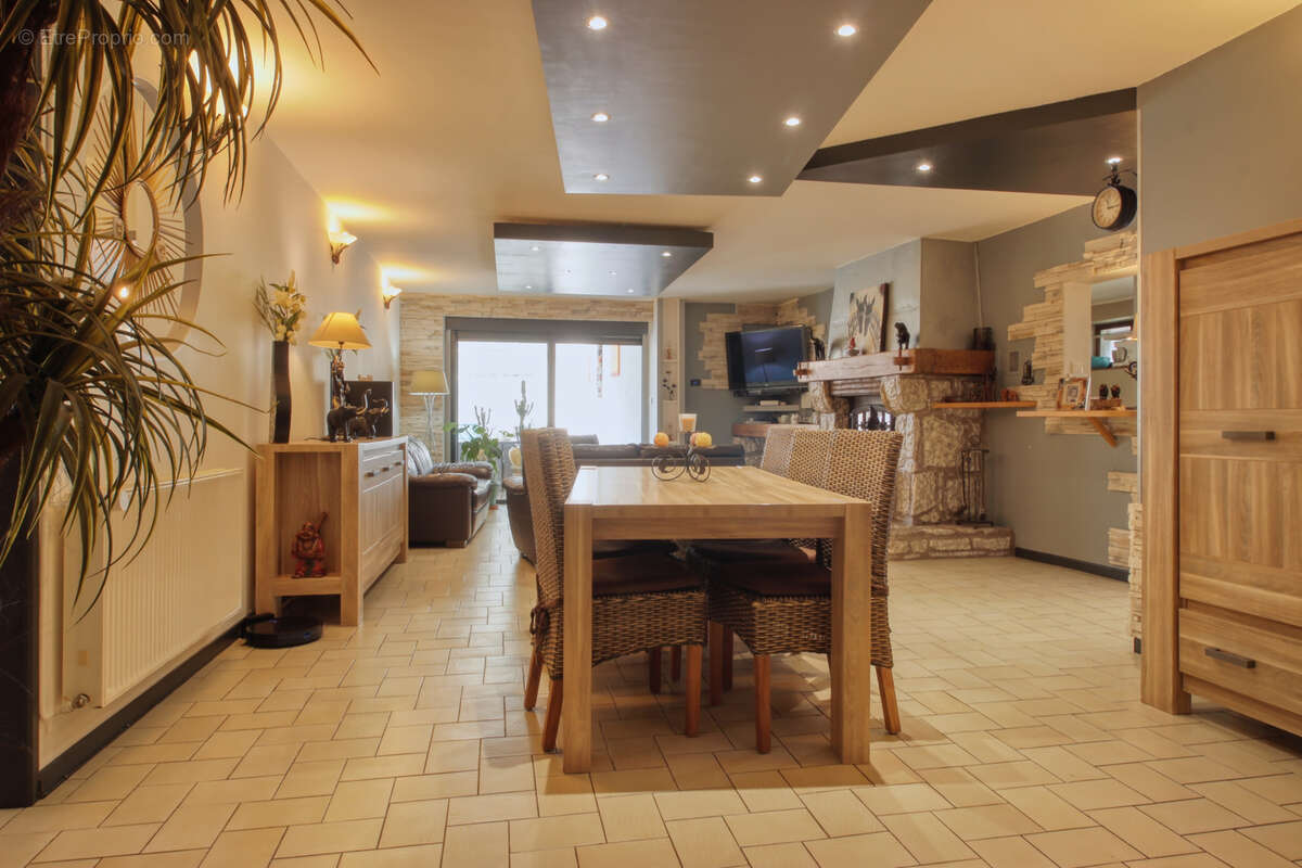 Appartement 150m2 + piscine + 2 terrasses   Marieulles - photo 4