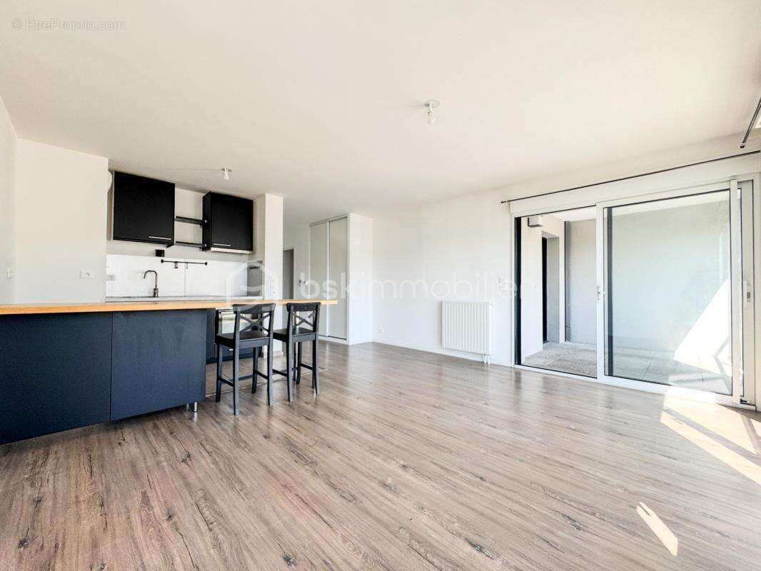 Appartement à NOYAL-SUR-VILAINE