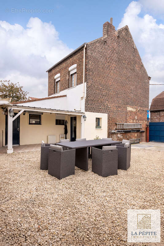 Maison à SAINT-AMAND-LES-EAUX