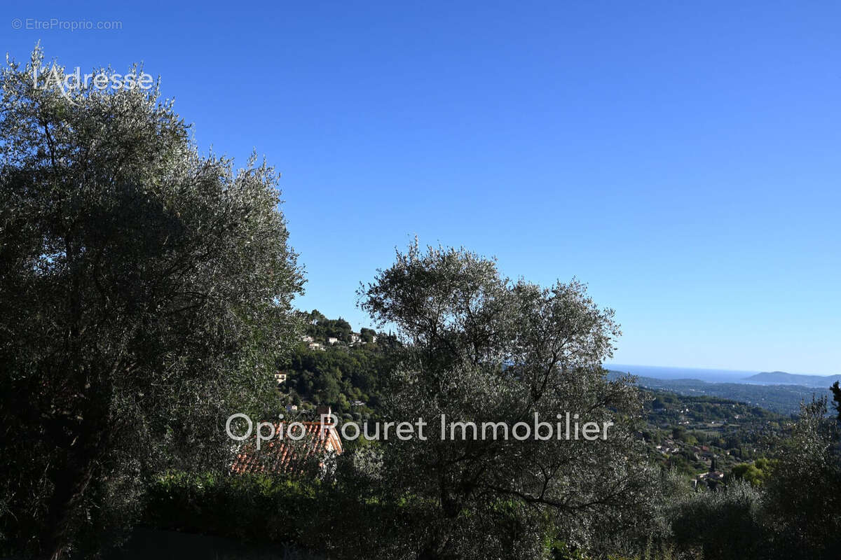 Terrain à GRASSE