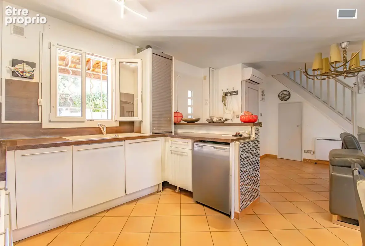 La Seyne Balaguier : Maison de 110m2 sur une parcelle de 400m2 - photo 3