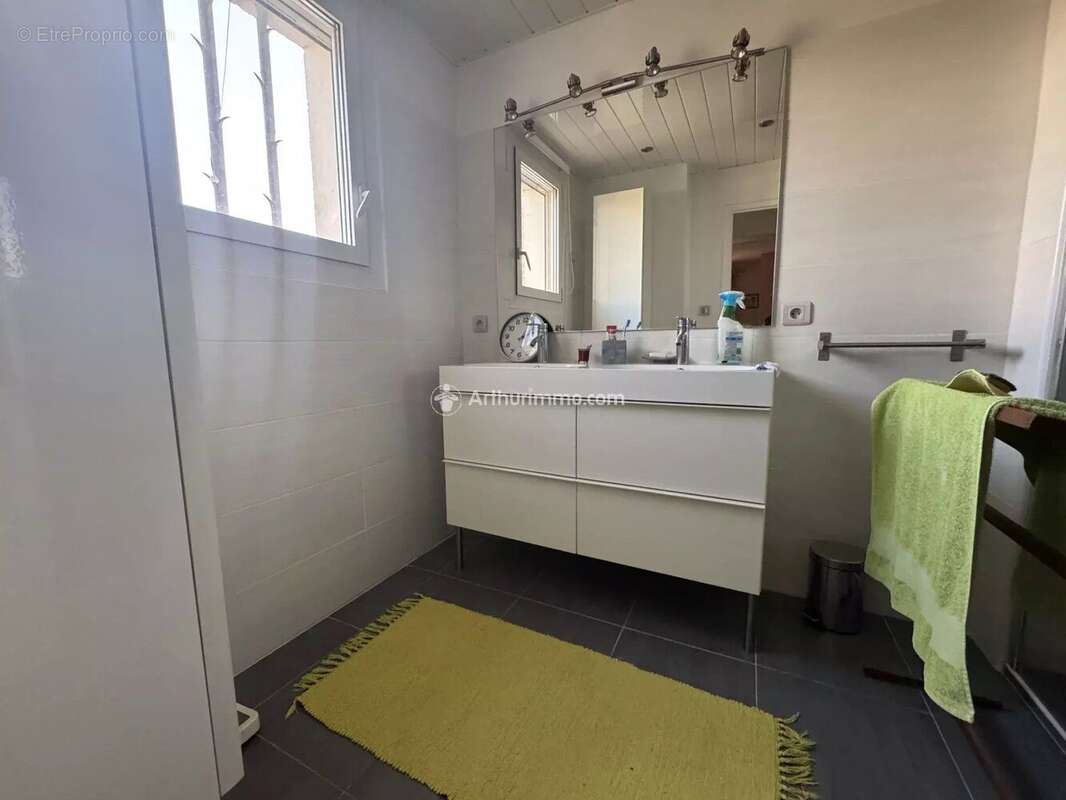 Maison à SIX-FOURS-LES-PLAGES